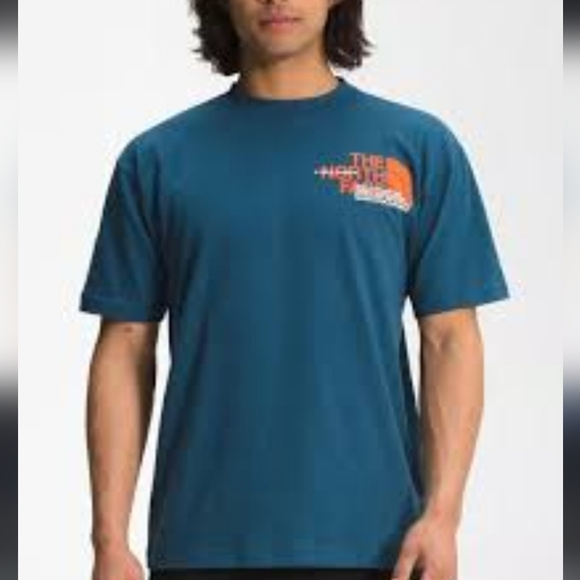 The North Face Short Sleeve Tee - Picture 1 of 7